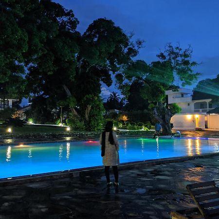 Amaan Ocean Hotel Kihinani Bububu Exterior foto