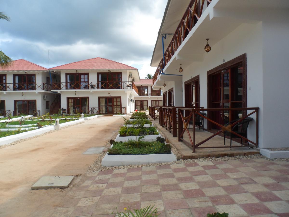 Amaan Ocean Hotel Kihinani Bububu Exterior foto